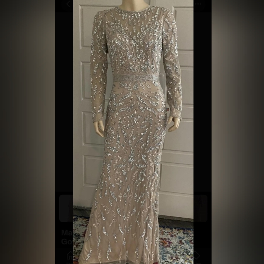 NWT STUNNING MAC DUGGAL BEADED LONG SLEEVE MOCHA